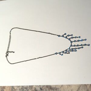 Blue stone crystal or bead necklace